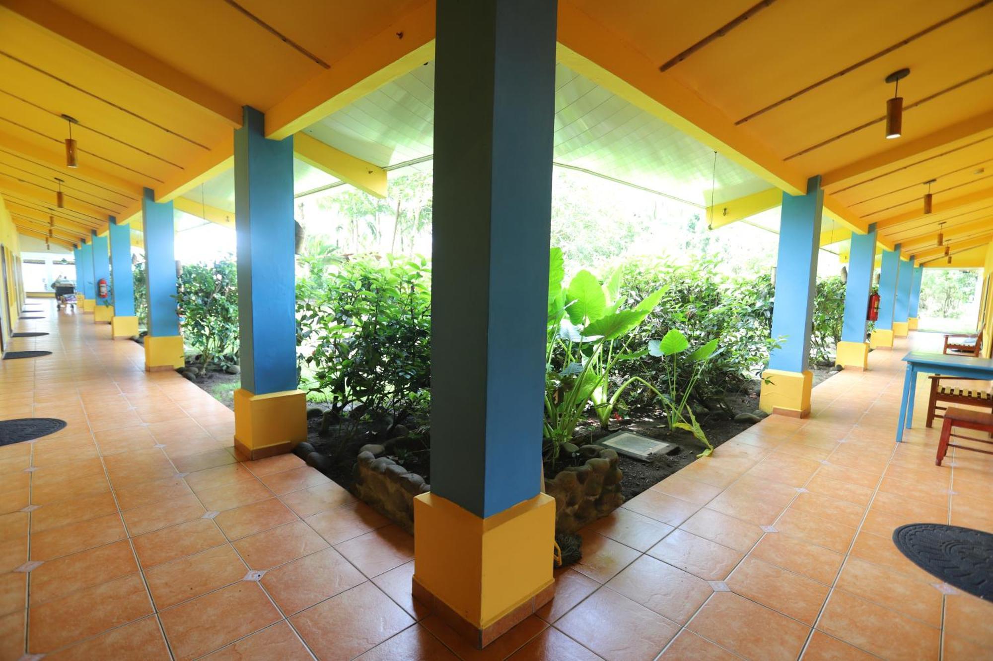 Las Lajas Beach Resort Екстер'єр фото