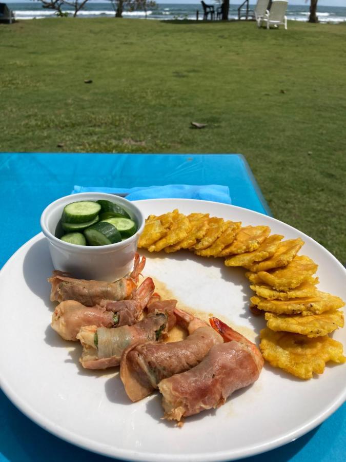 Las Lajas Beach Resort Екстер'єр фото