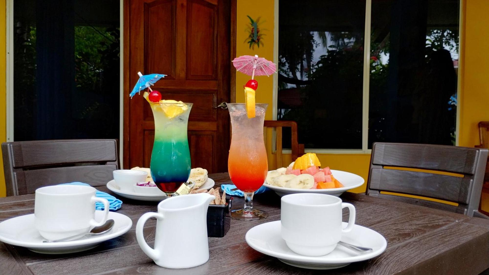 Las Lajas Beach Resort Екстер'єр фото