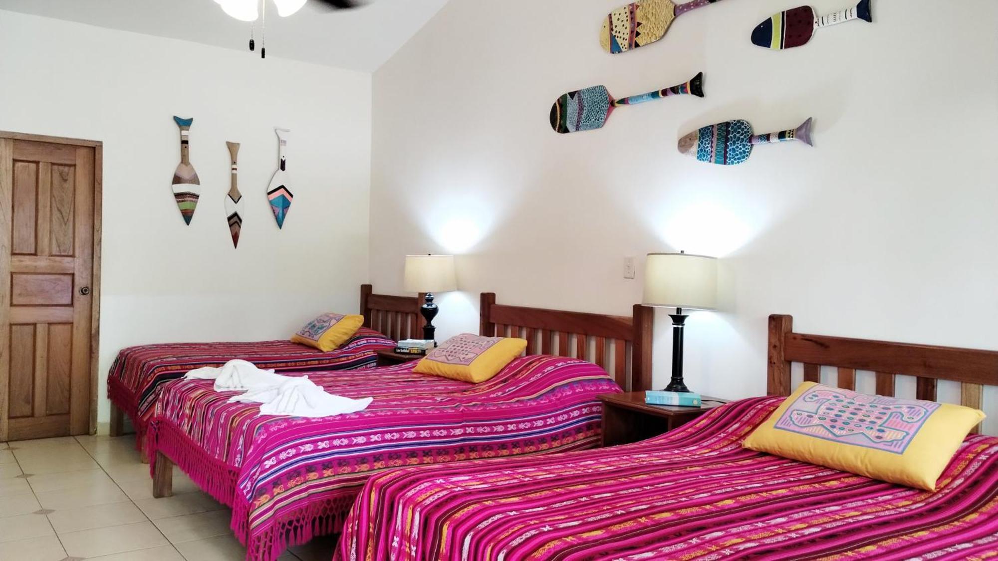 Las Lajas Beach Resort Екстер'єр фото