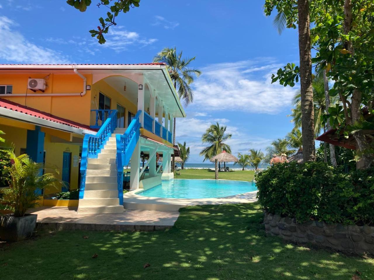Las Lajas Beach Resort Екстер'єр фото