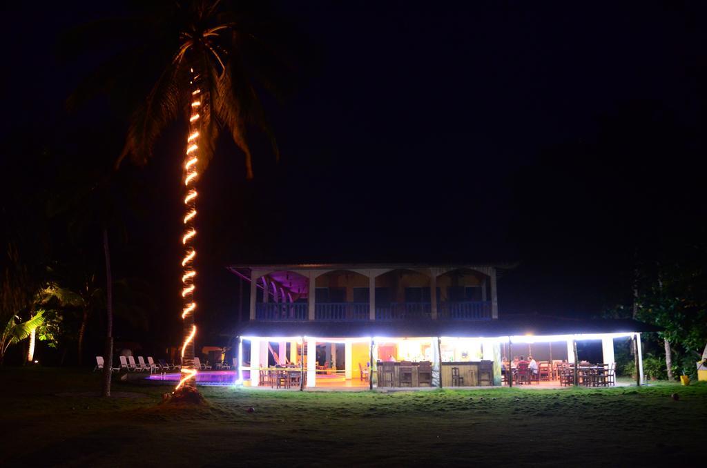 Las Lajas Beach Resort Екстер'єр фото